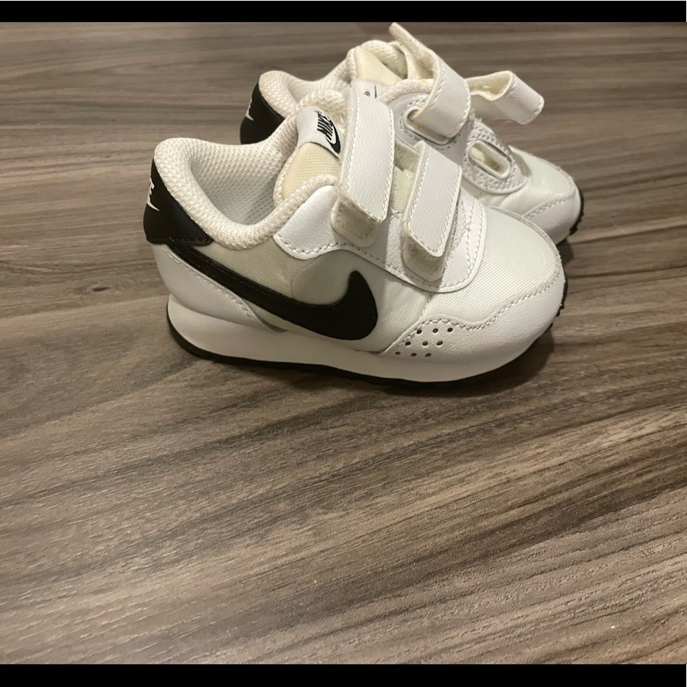 Nike MD VALIANT (TDV)